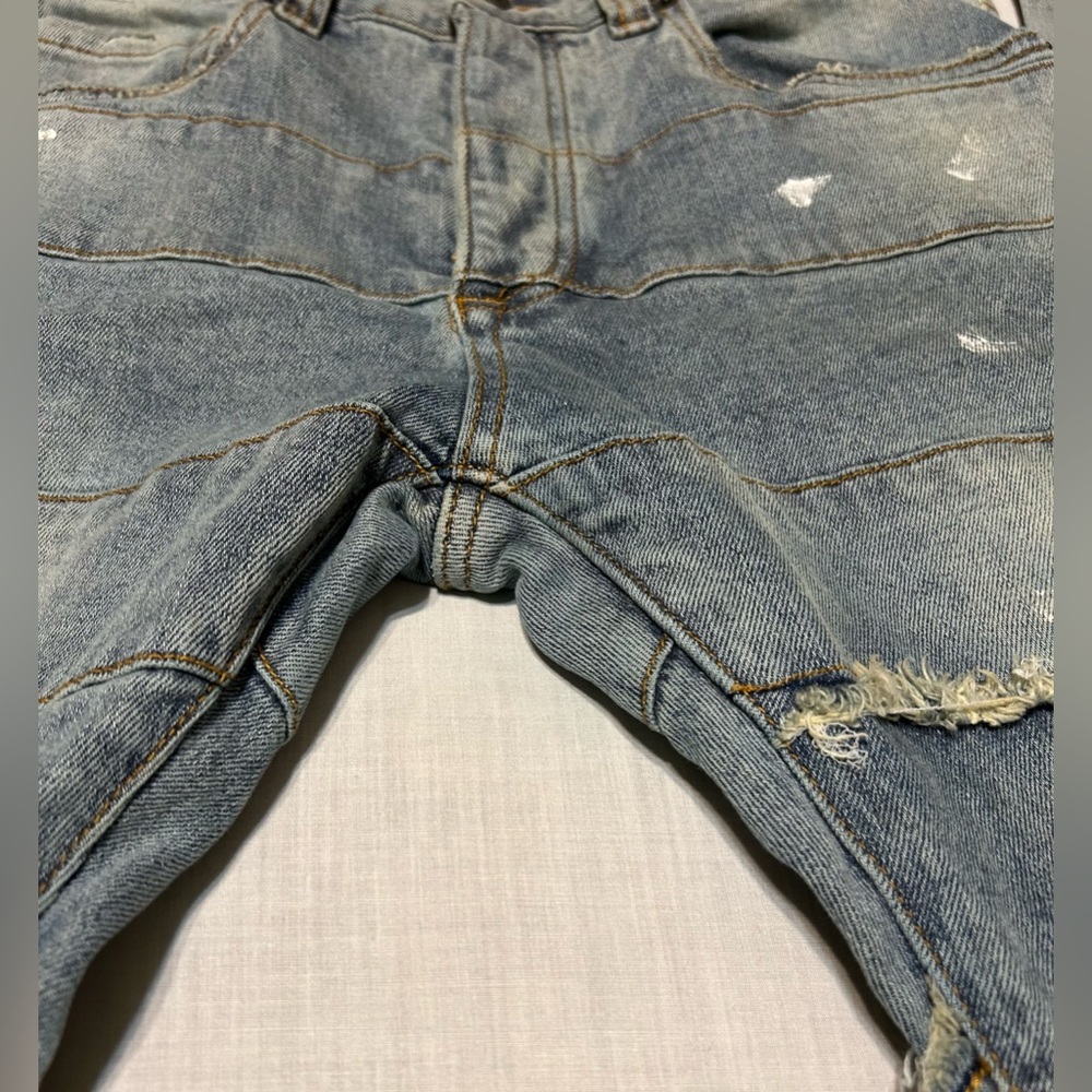 BLDG4 Fade Distressed Blue Jeans - Picture 8 of 14